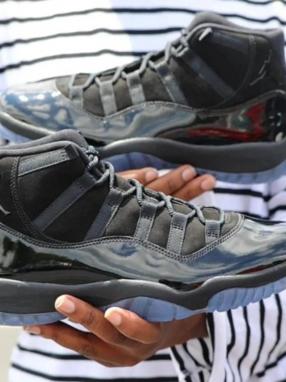 Air Jordan 11 Cap & Gown
